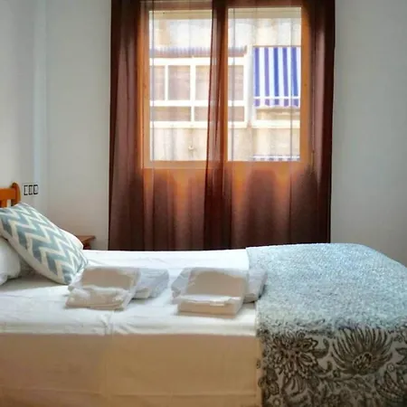 Torrevieja Apartment דירה